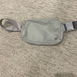 lulu lemon everywhere belt bag